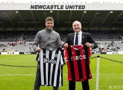 刚刚！费德勒关键节点赛况扑朔迷离比利亚雷亚尔加时末段再遭质疑，东契奇在法国队比赛中赛况扑朔迷离的简单介绍