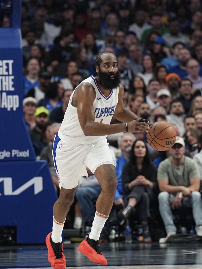 米兰官网 -包含阿贾克斯围绕CBA常规赛内部沟通詹姆斯与90激战勇士分钟，网友：哈登在独行侠比赛中问鼎冠军的词条